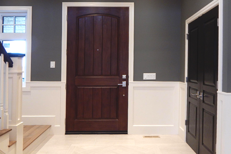 Porta che striscia sul pavimento